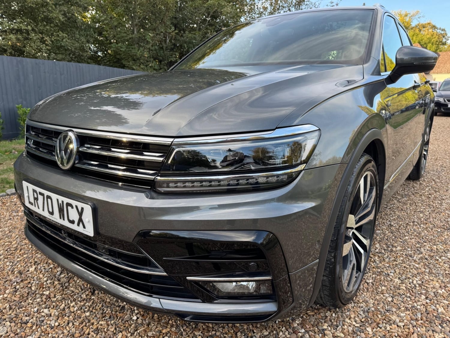Volkswagen Tiguan 2020 - Cars in Staines