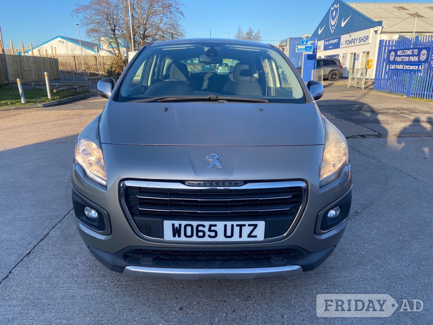 [ berth ]Peugeot 3008