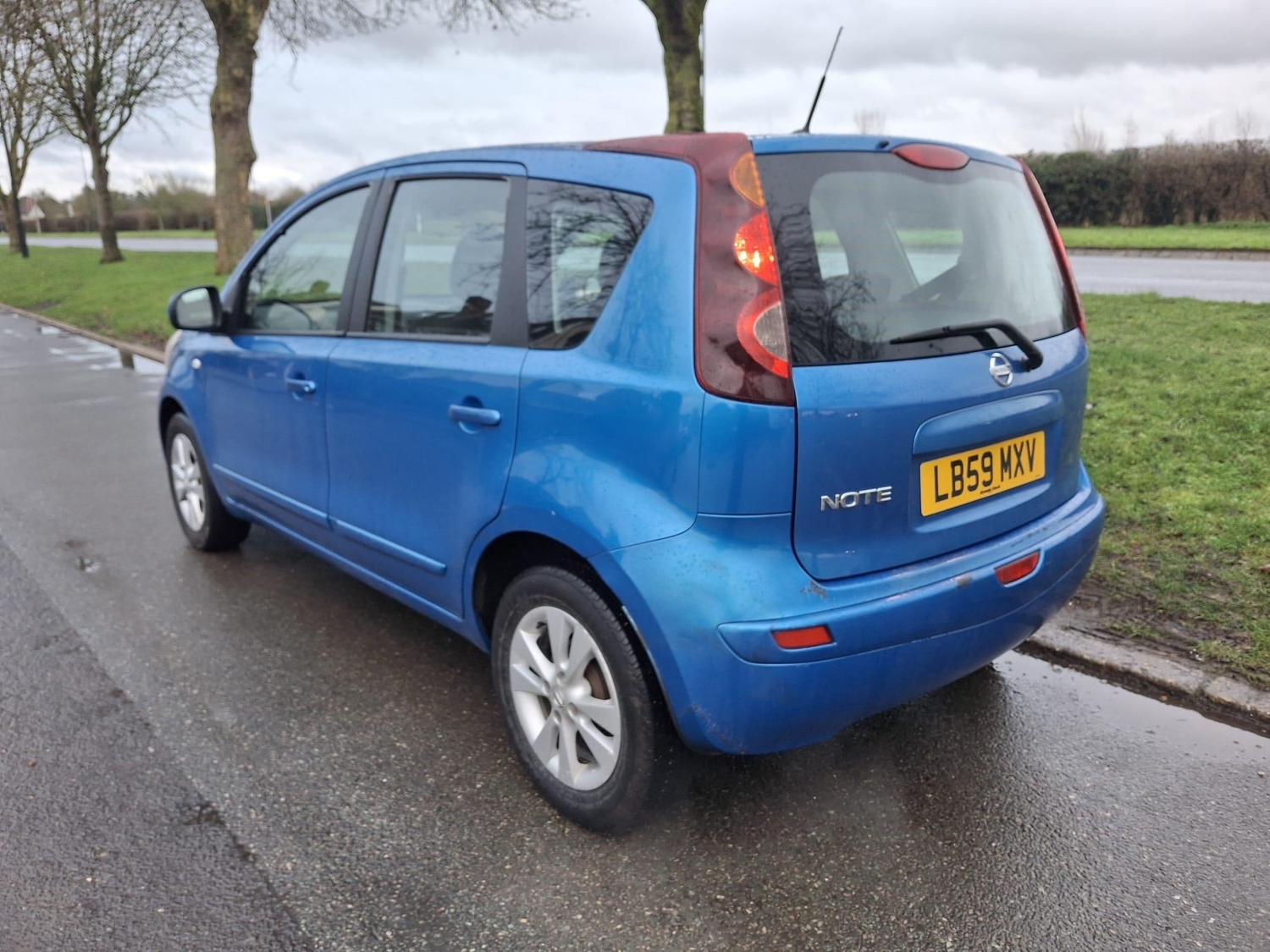 Nissan Note 2009 - Cars in Windsor