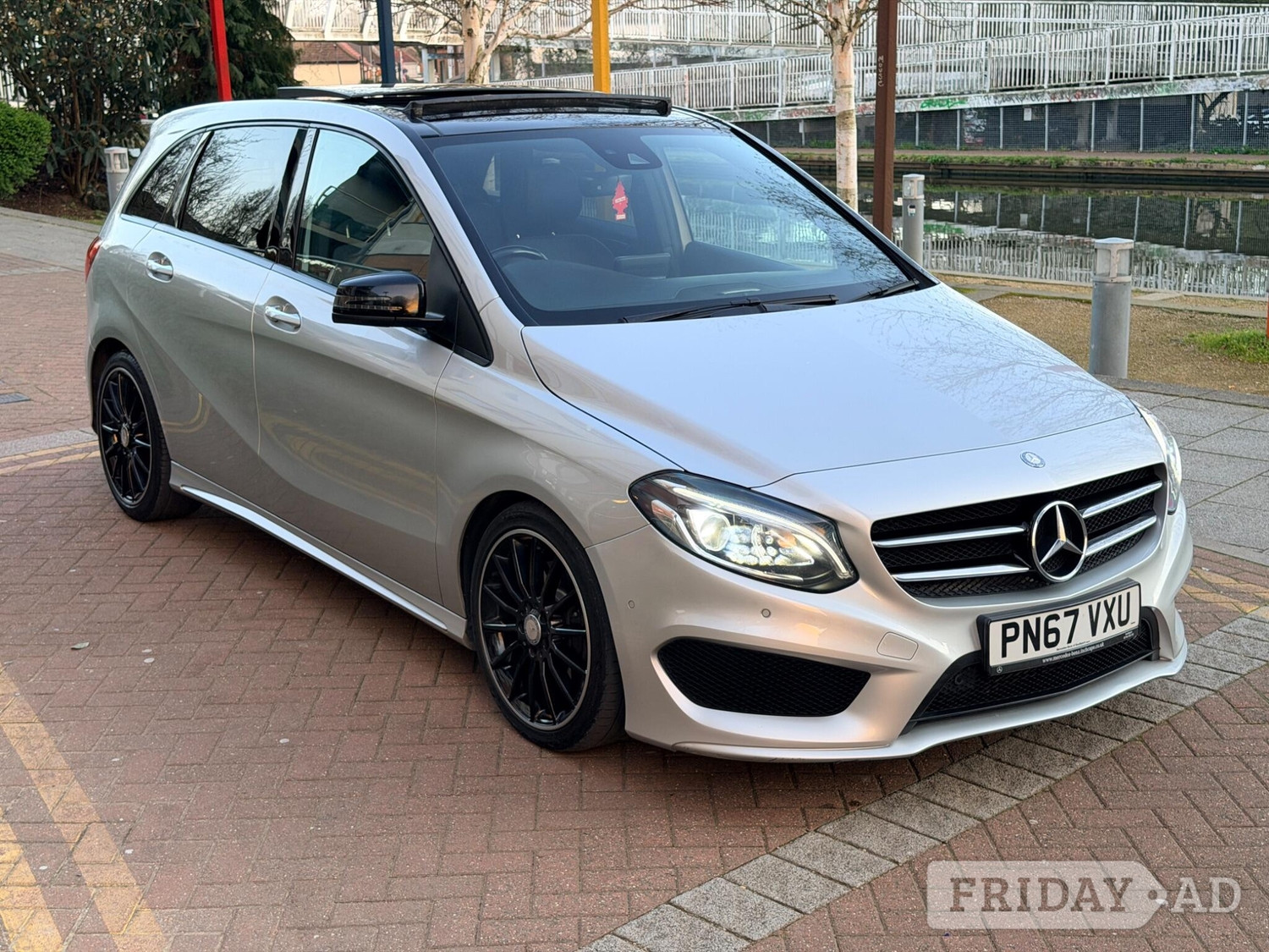 [ berth ]Mercedes-Benz B Class