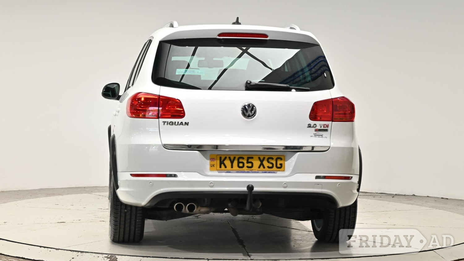 Volkswagen Tiguan 2015 - Cars