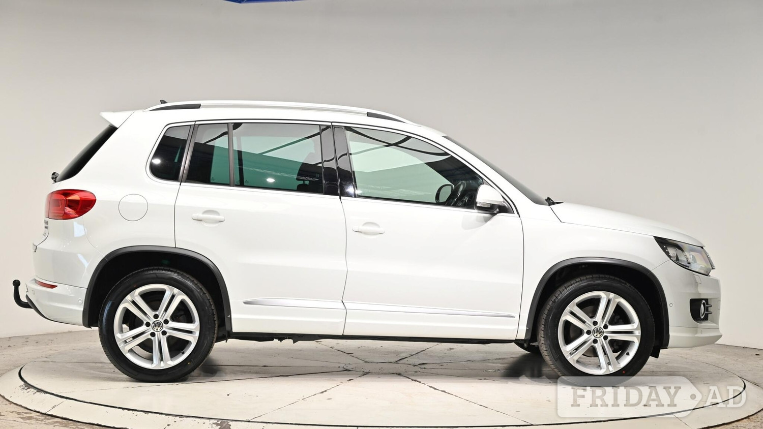 Volkswagen Tiguan 2015 - Cars in Cullompton