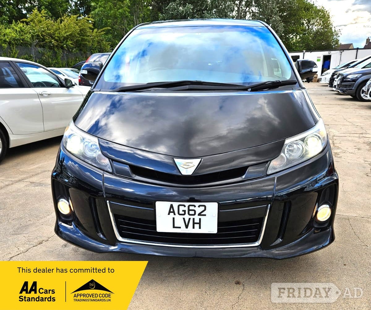 Toyota Estima 2013 in Peterborough