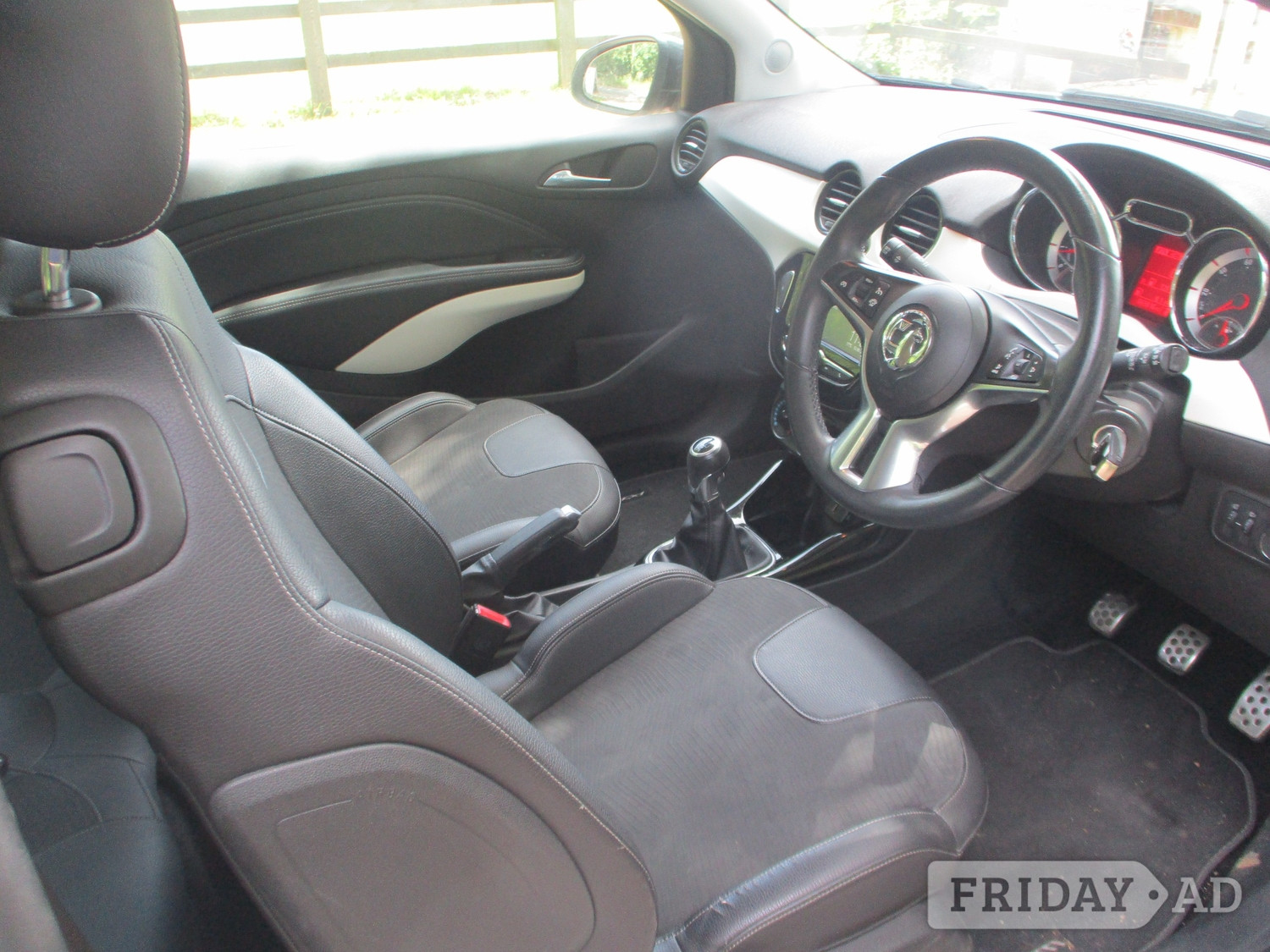 Vauxhall Adam 2017 - Cars in Uxbridge
