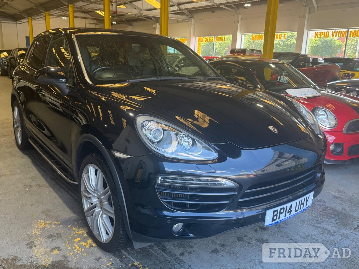 Porsche Cayenne 2014 in Pontypridd