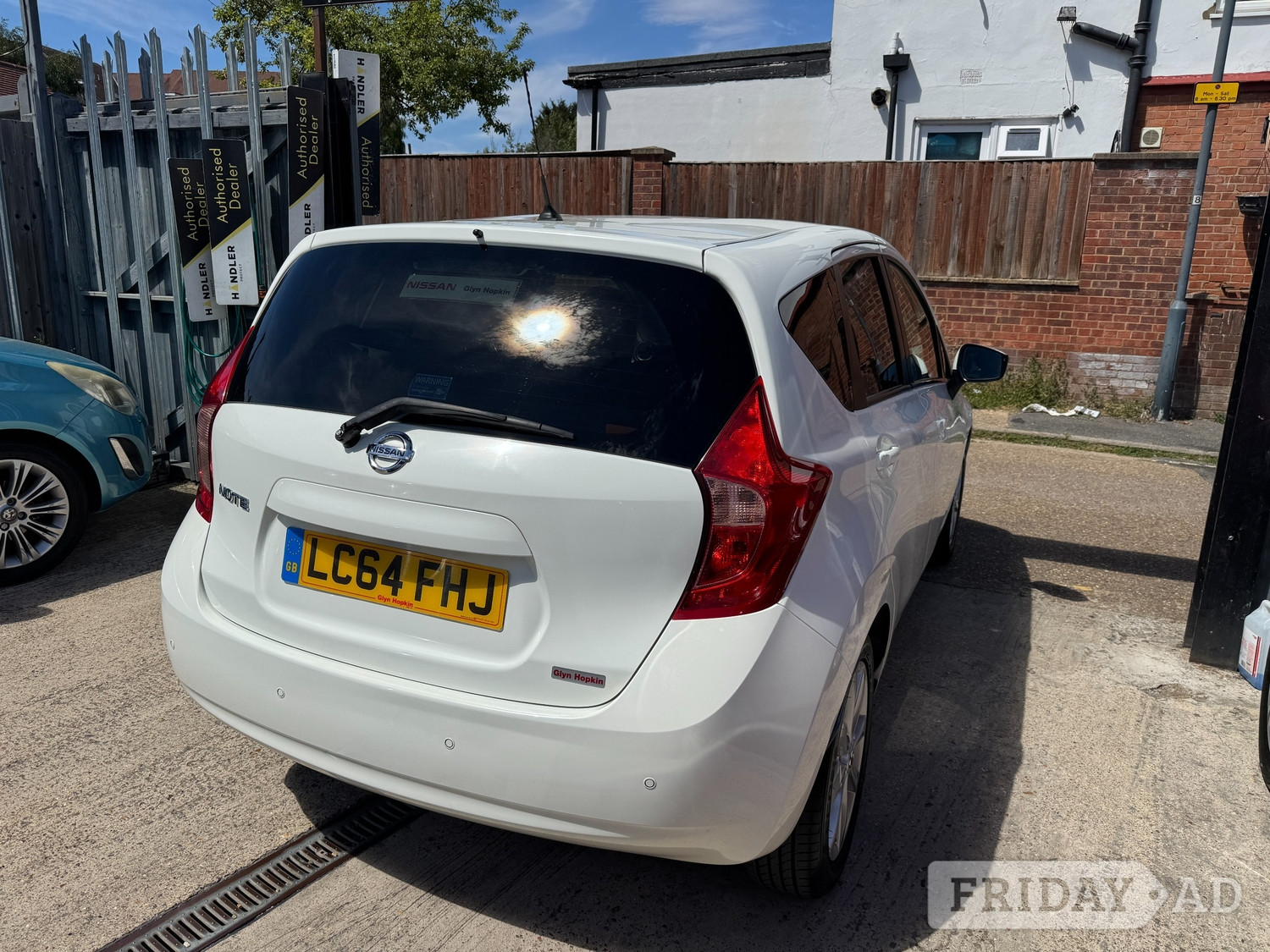 Nissan Note 2015 - Cars