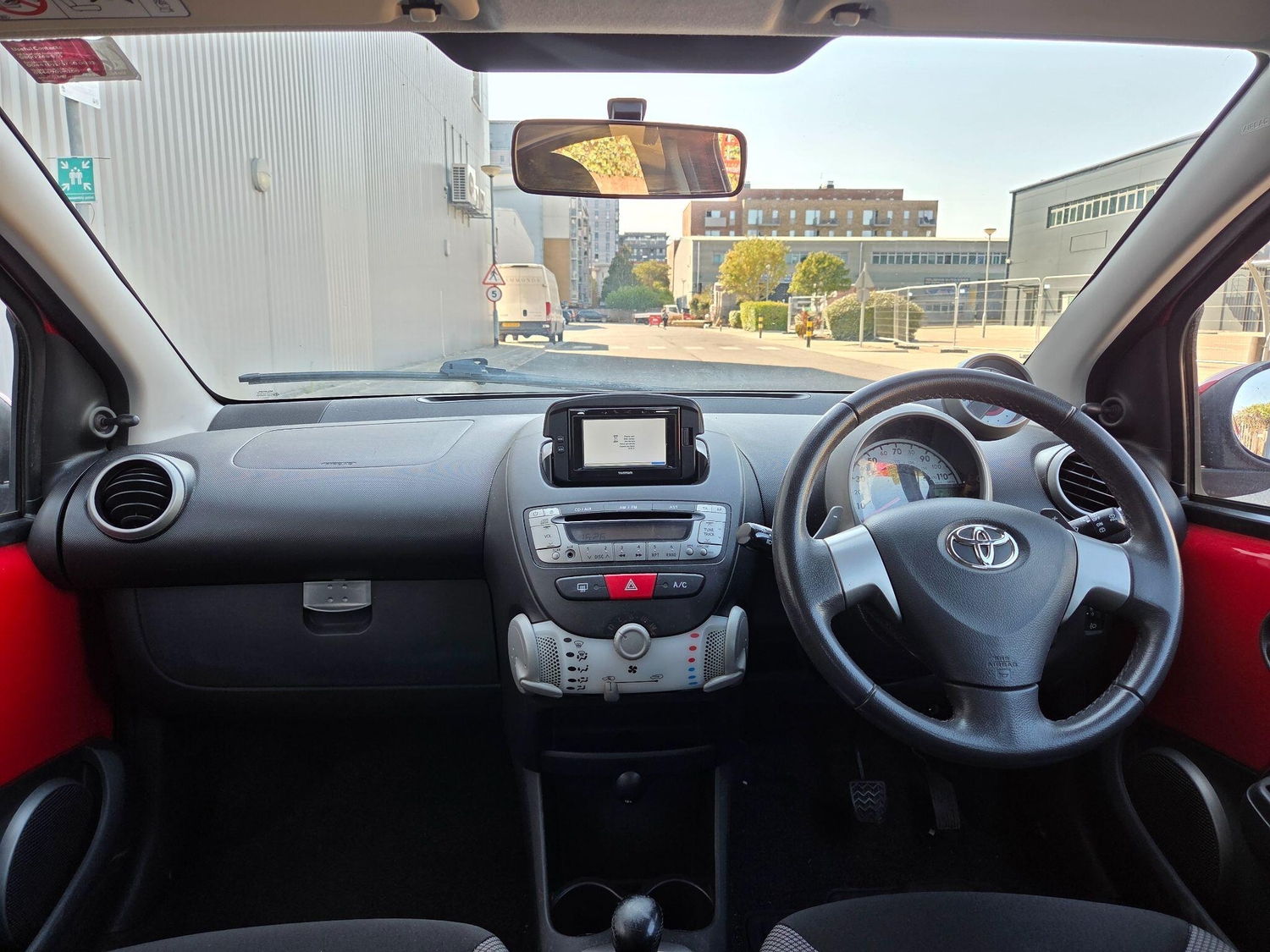 [ berth ]Toyota Aygo
