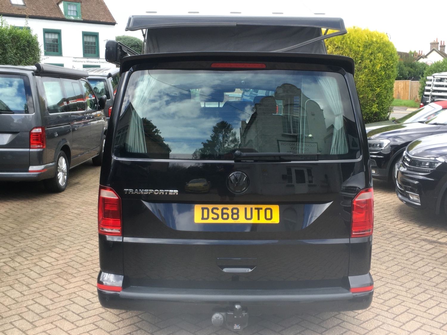 Volkswagen Transporter 2018 - Cars