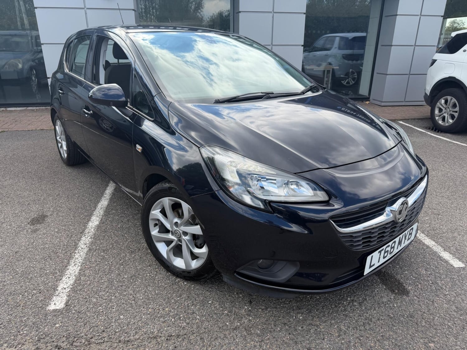 [ berth ]Vauxhall Corsa