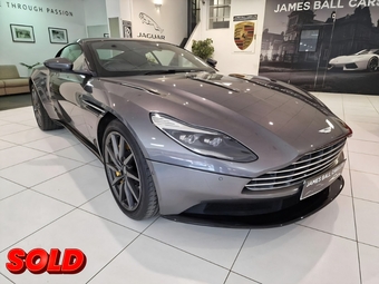 Aston Martin DB11 2016