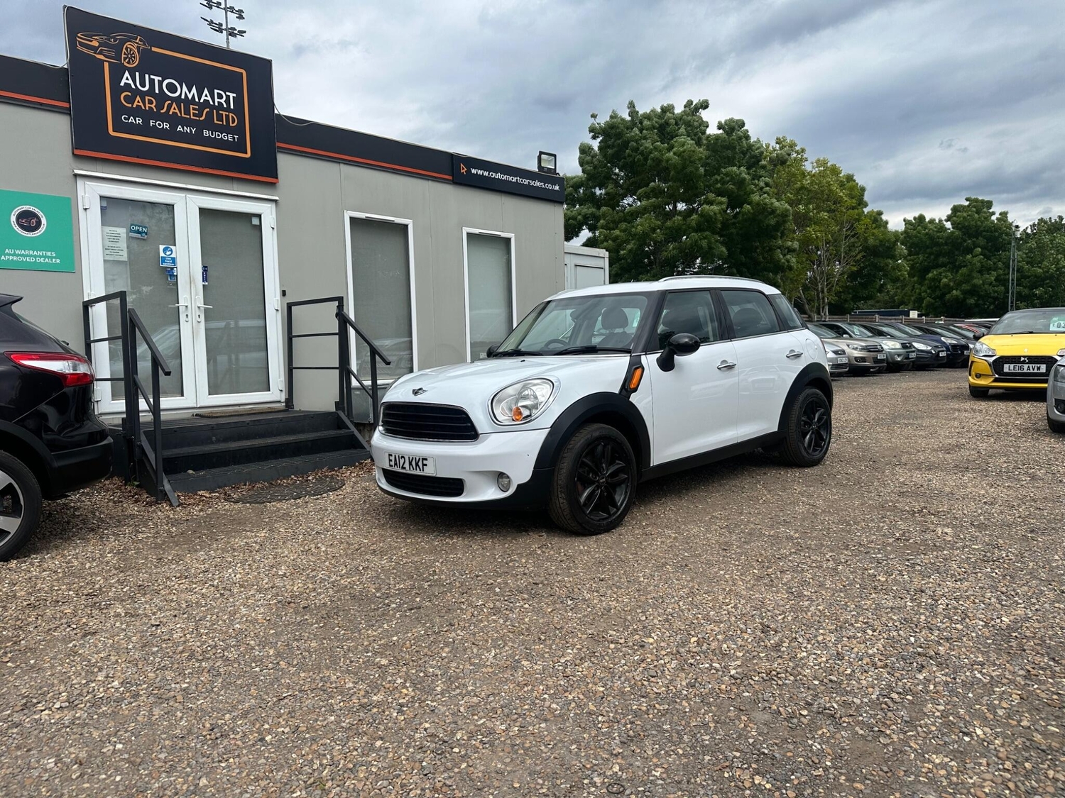 [ berth ]Mini Countryman
