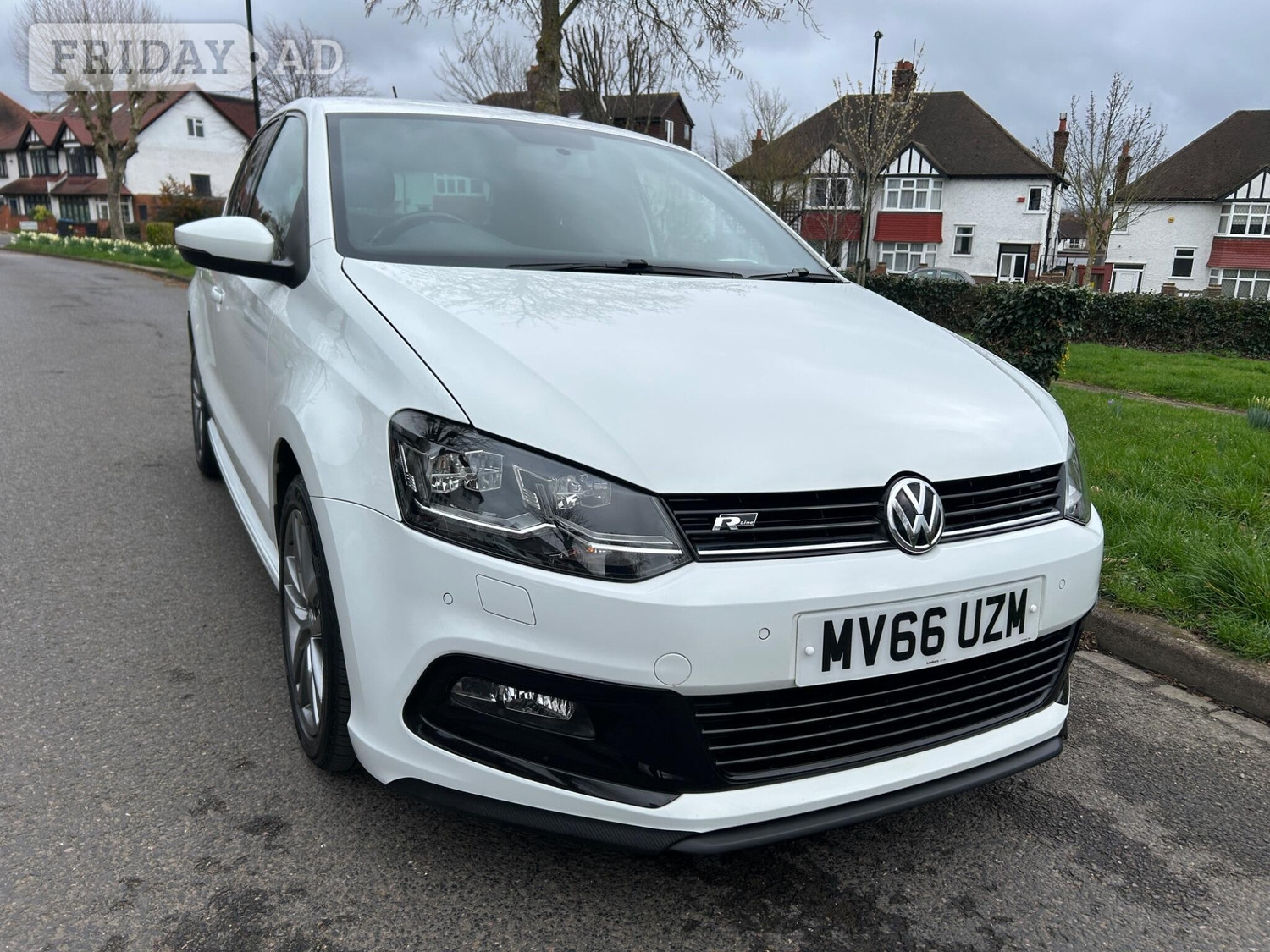 Volkswagen Polo 2016 - Cars