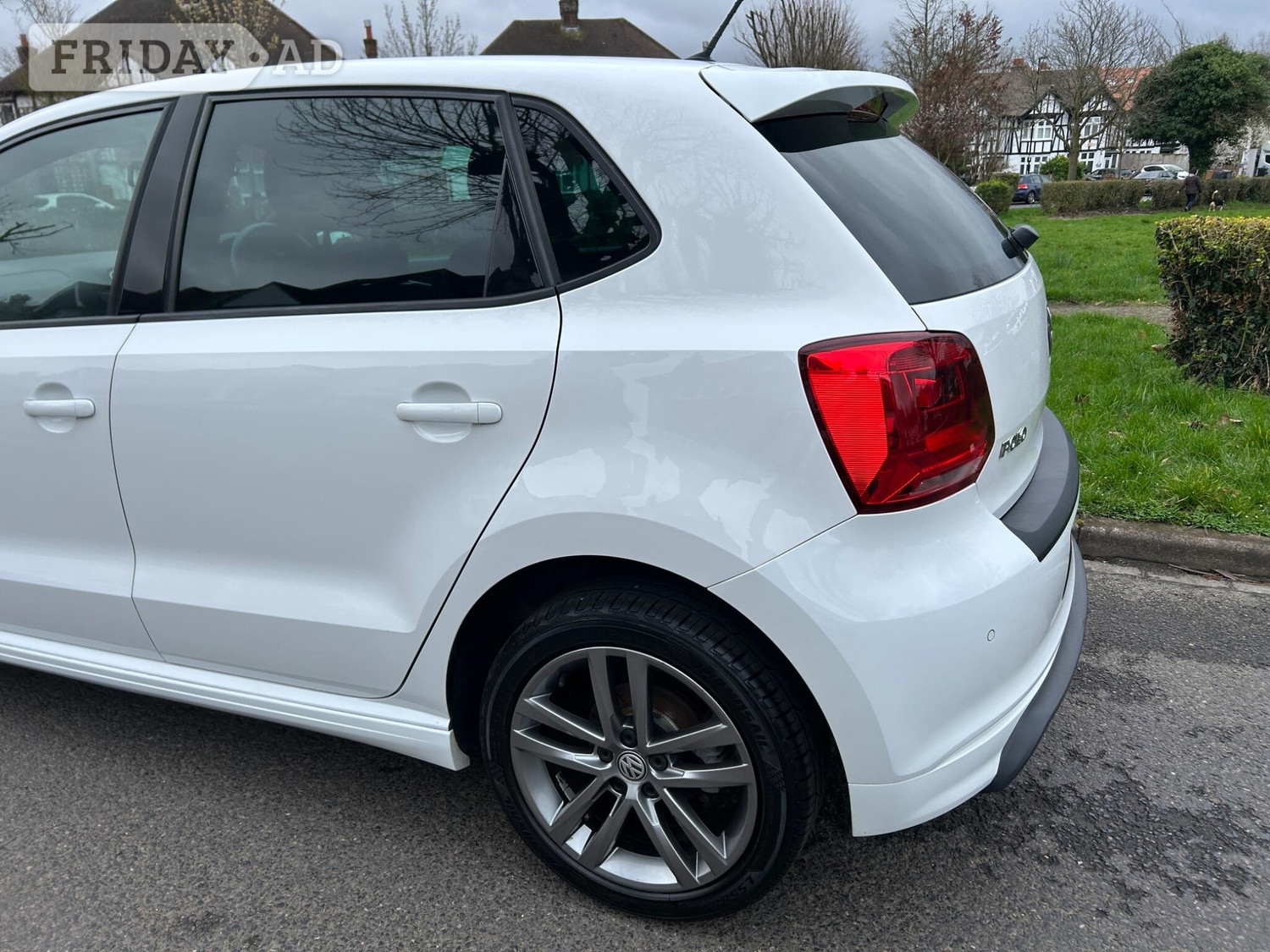 Volkswagen Polo 2016 - Cars in Lambeth