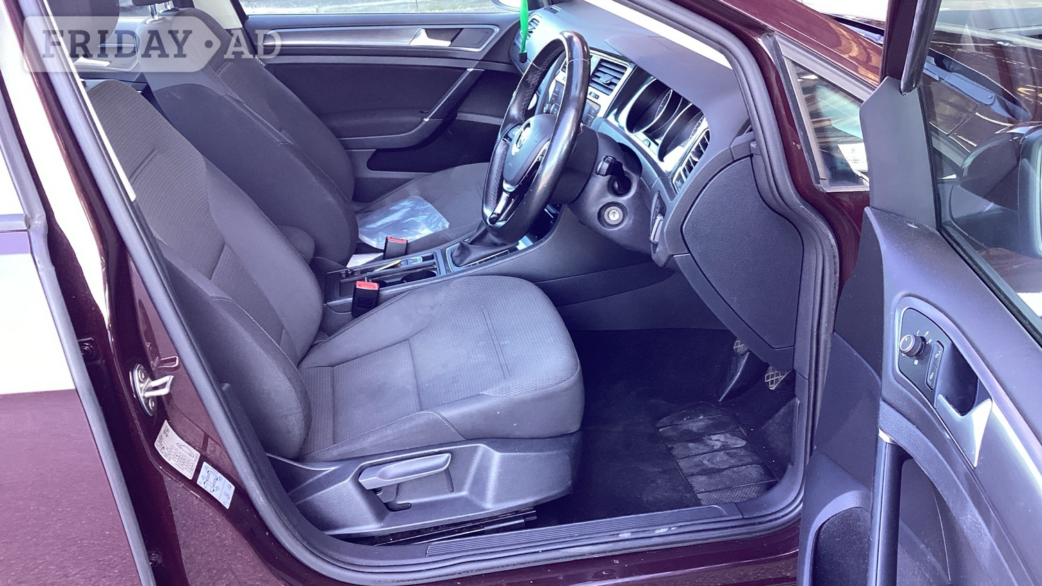 [ berth ]Volkswagen Golf