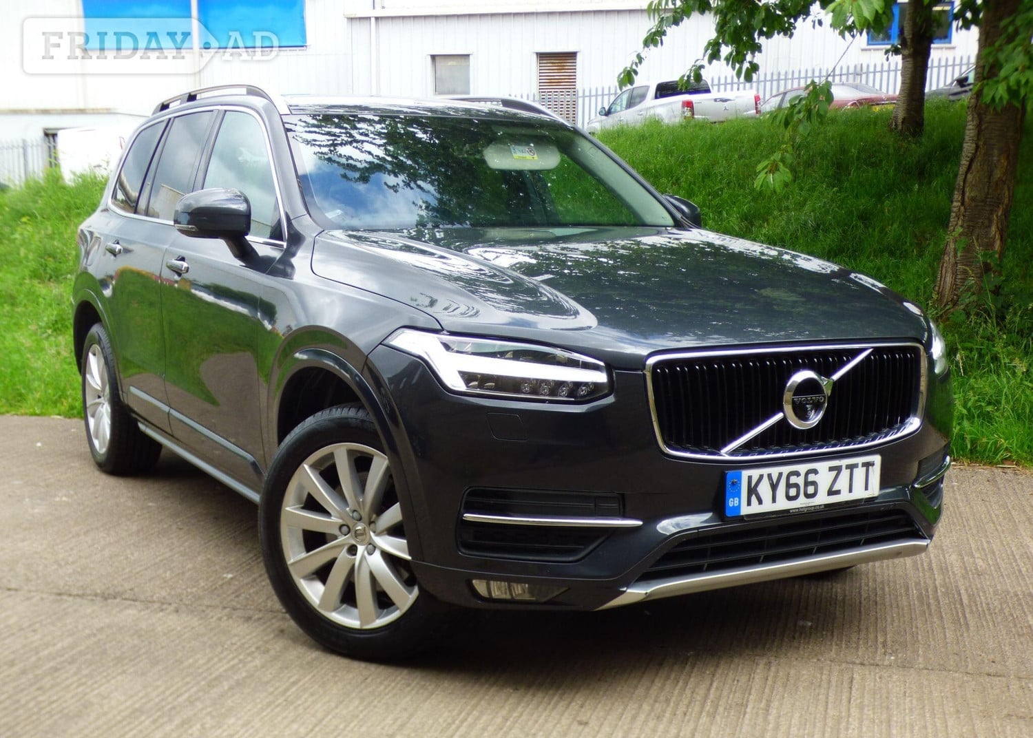 Volvo XC90 2016 in Bradford