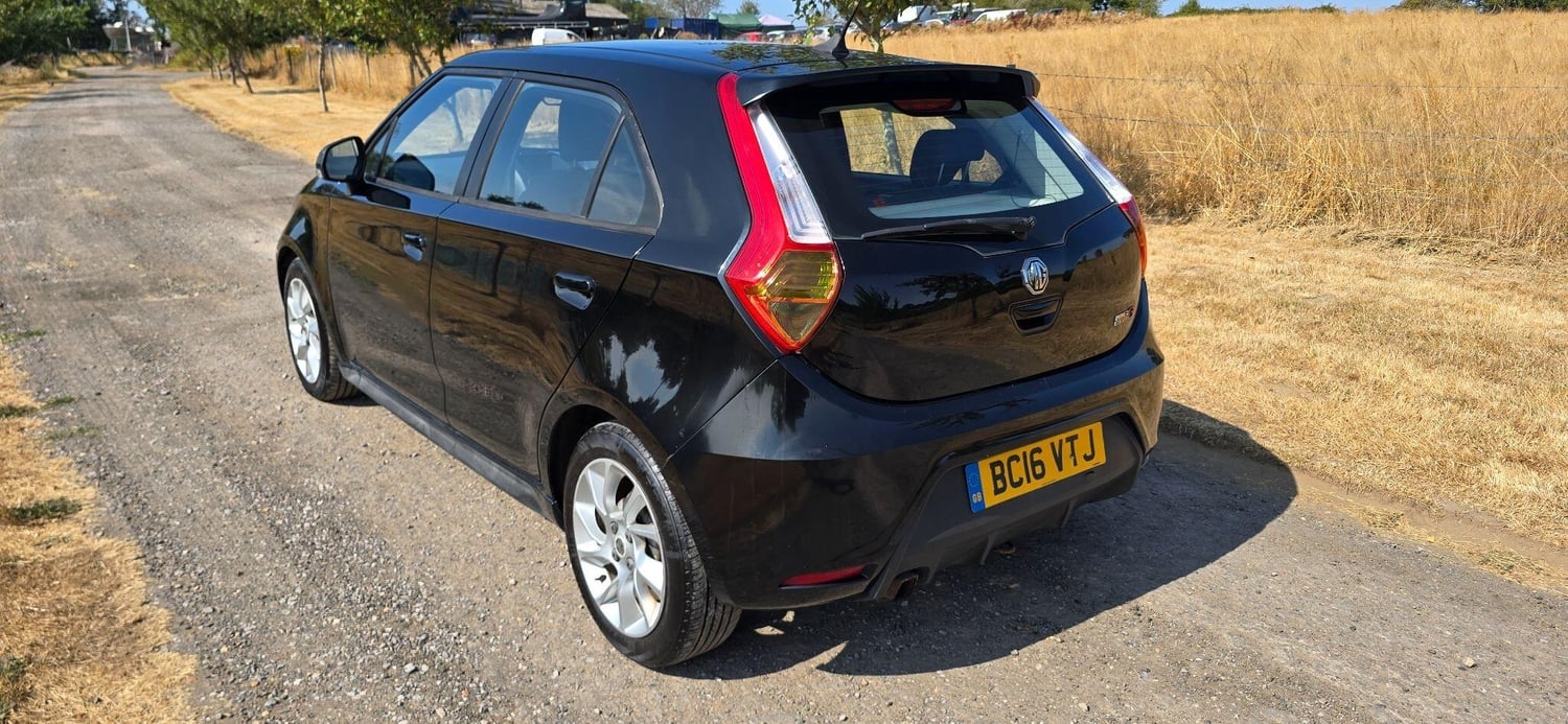 MG MG3 2016 - Cars