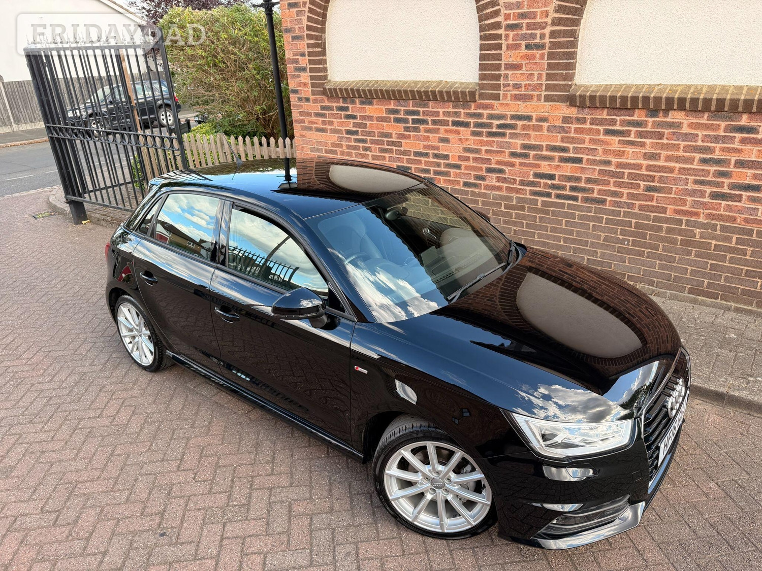 [ berth ]Audi A1