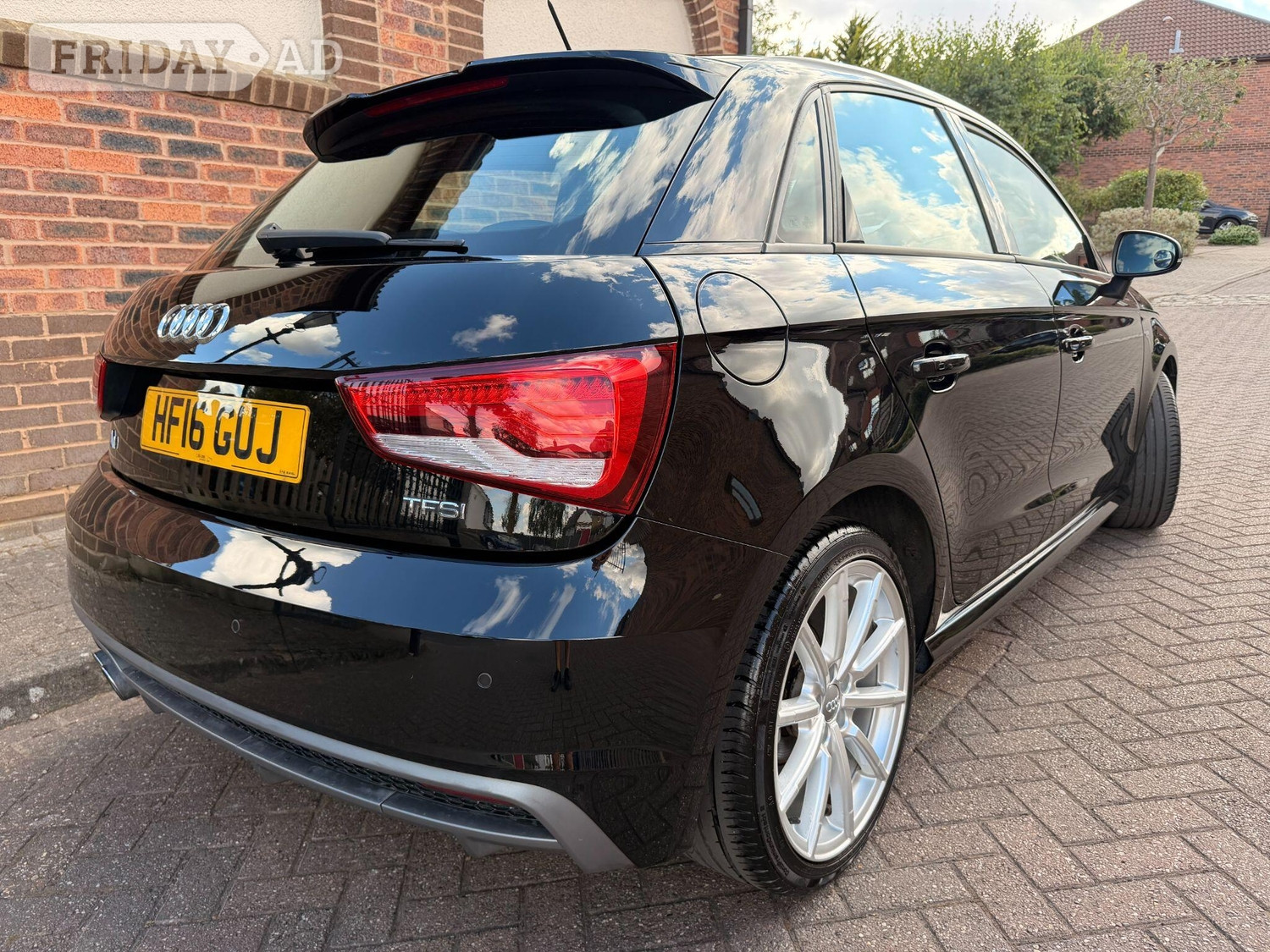 Audi A1 2016 - Cars