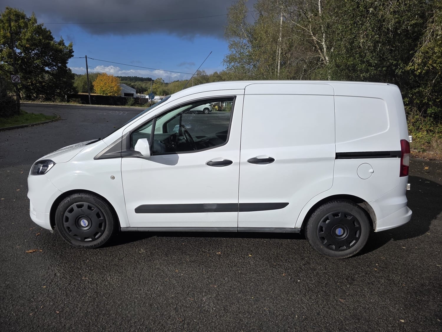 Ford Transit Courier 2020 - Vans & Commercial Vehicles