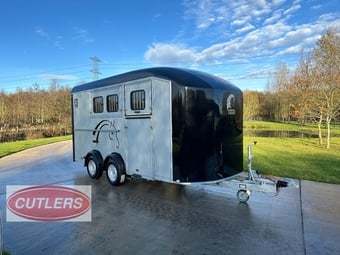 Cheval Liberte Maxi 3  Horse Trailer