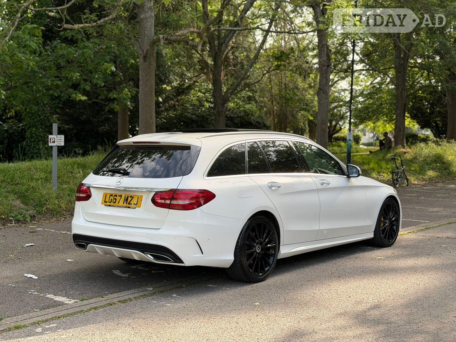 [ berth ]Mercedes-Benz C Class
