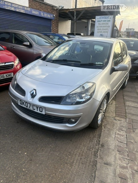 Renault Clio E-Tech 2007 in London