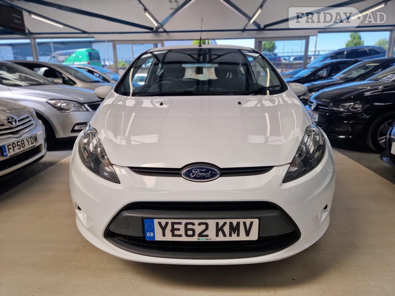 [ berth ]Ford Fiesta
