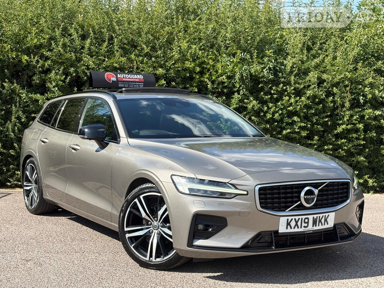 Volvo V60 2019 - Cars