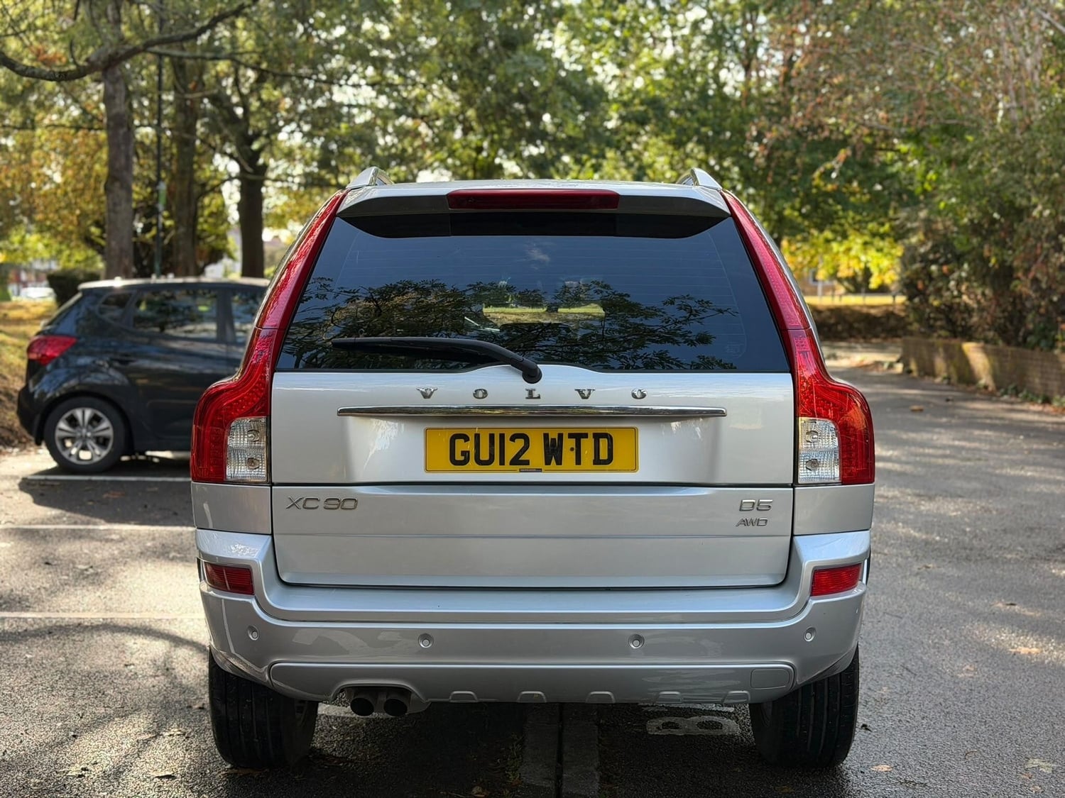 Volvo XC90 2012 - Cars in Uxbridge