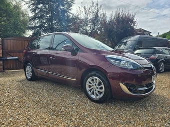 Renault Grand Scenic 2013