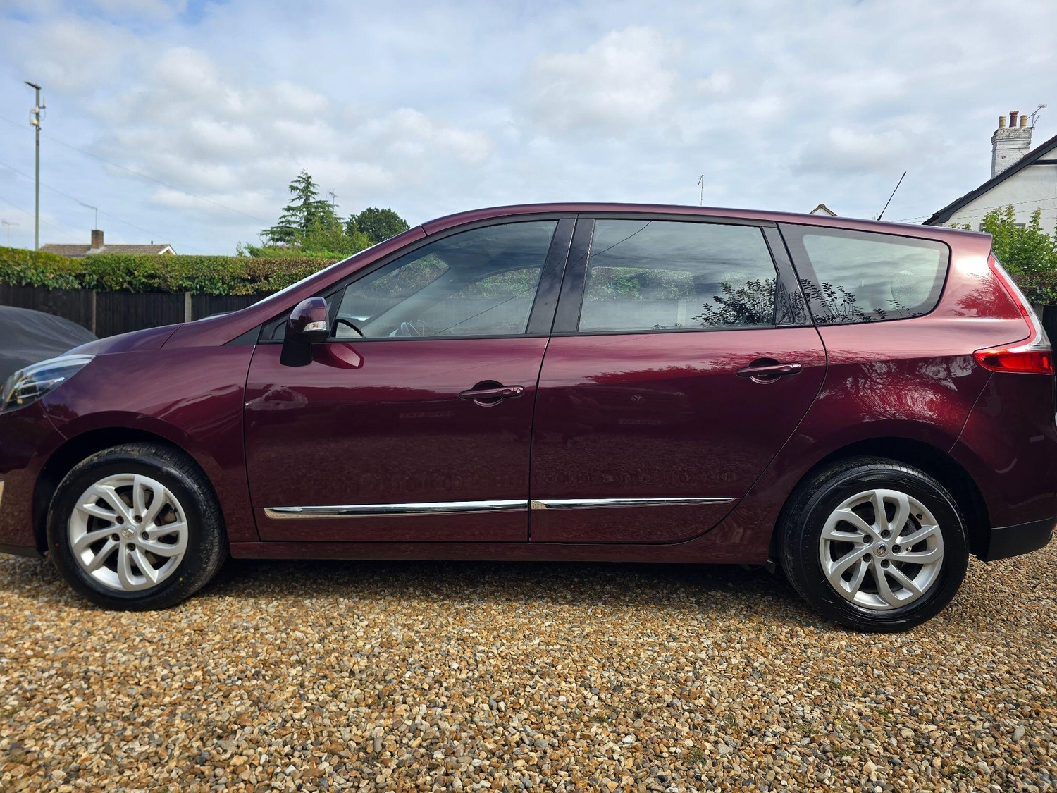 [ berth ]Renault Grand Scenic