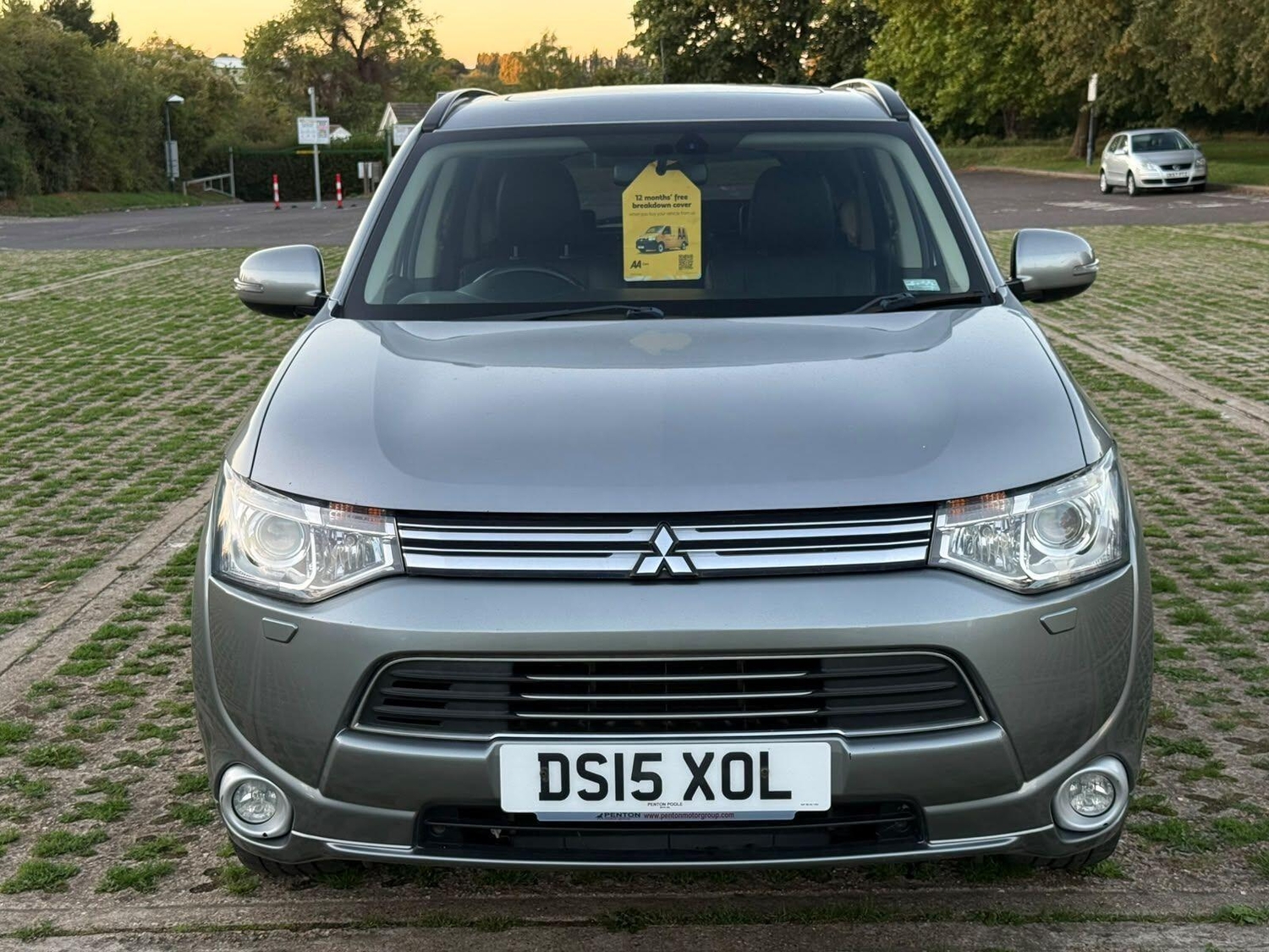 Mitsubishi Outlander Swanley