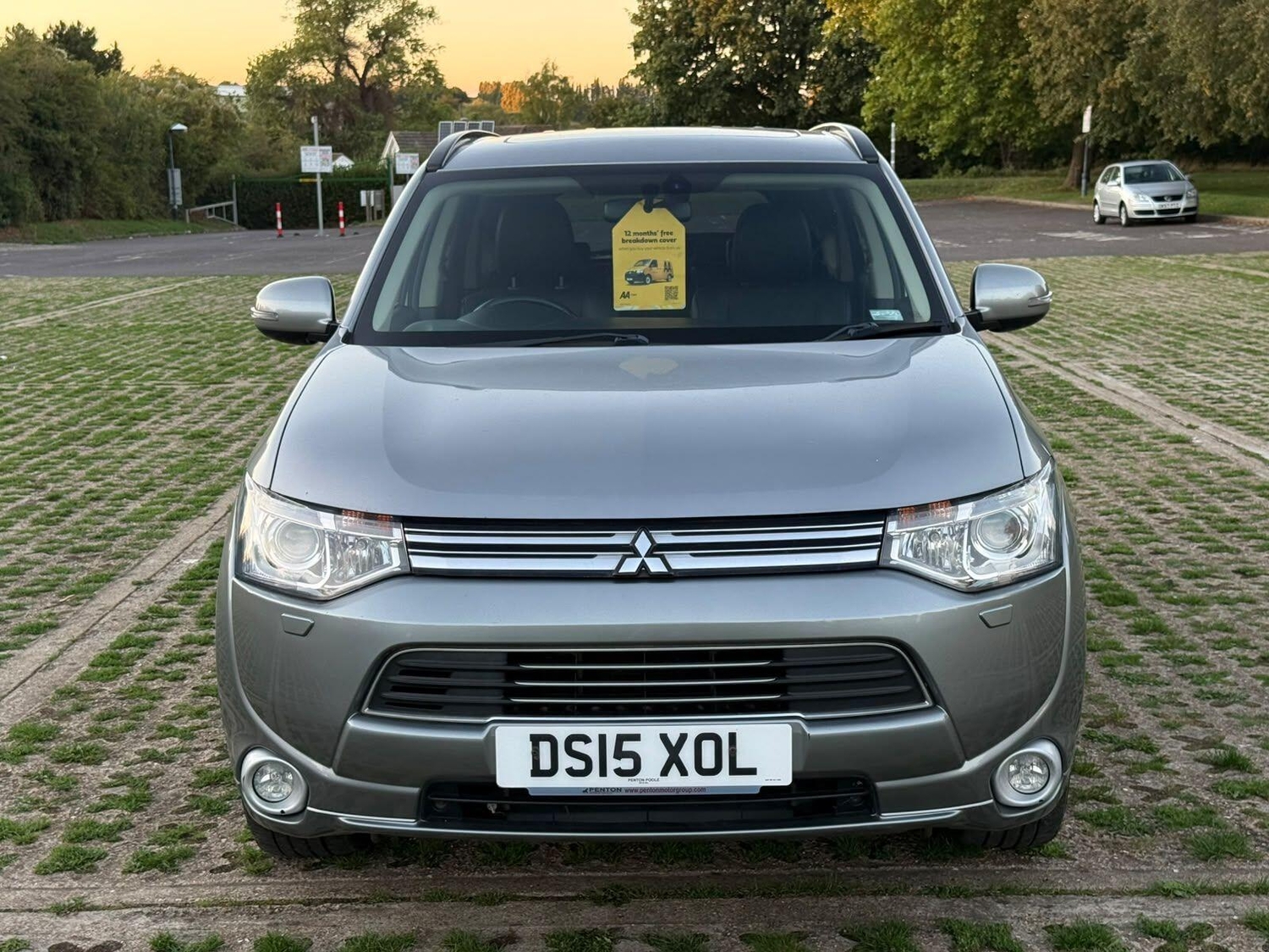 [ berth ]Mitsubishi Outlander