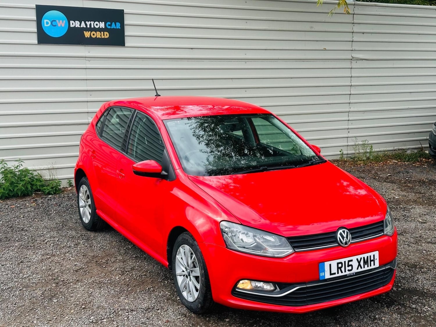 Volkswagen Polo 2015 - Cars