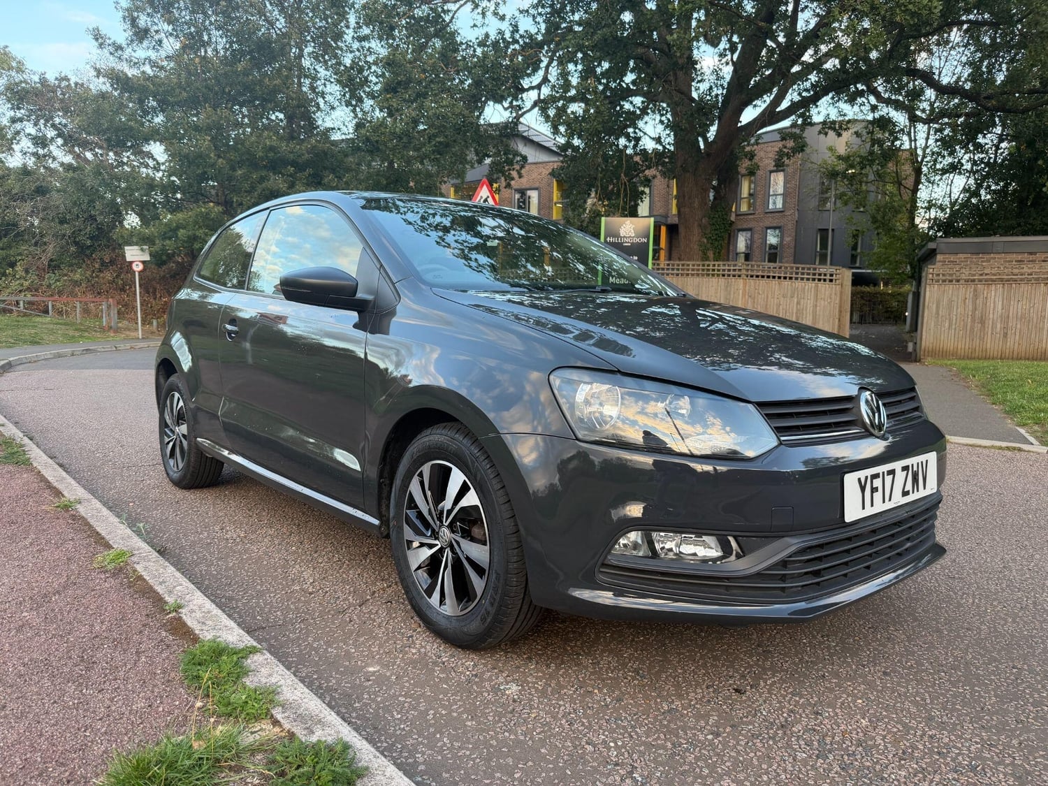 [ berth ]Volkswagen Polo