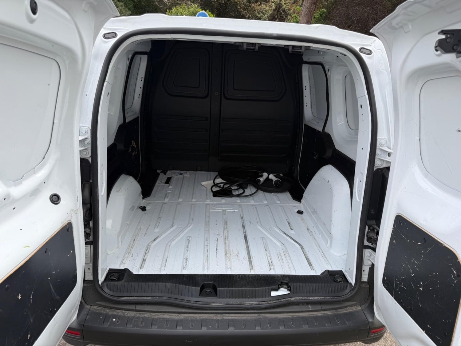 [ berth ]Renault Kangoo