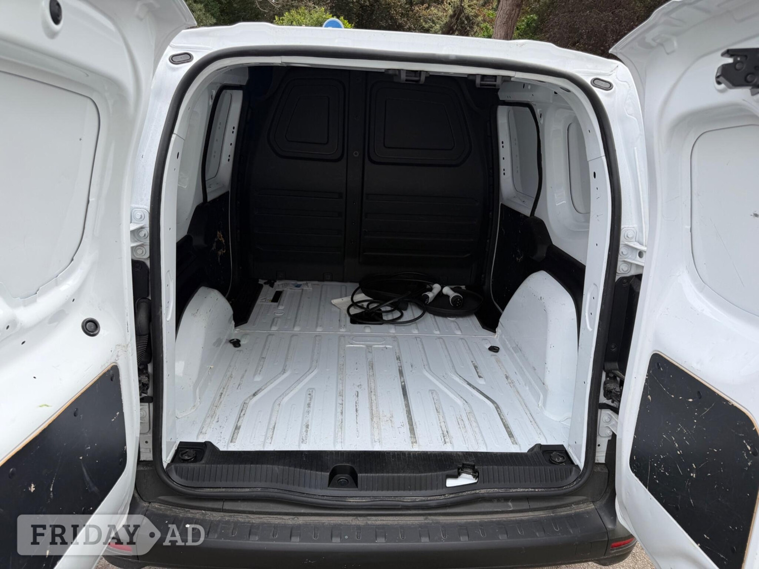 [ berth ]Renault Kangoo