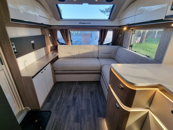 Swift Elegance Grande 860 2026