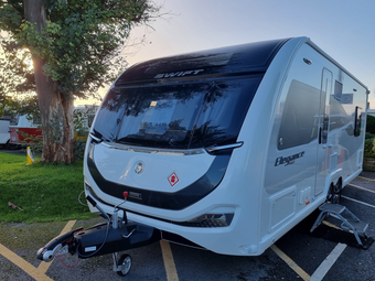 Swift Elegance Grande 860 2026