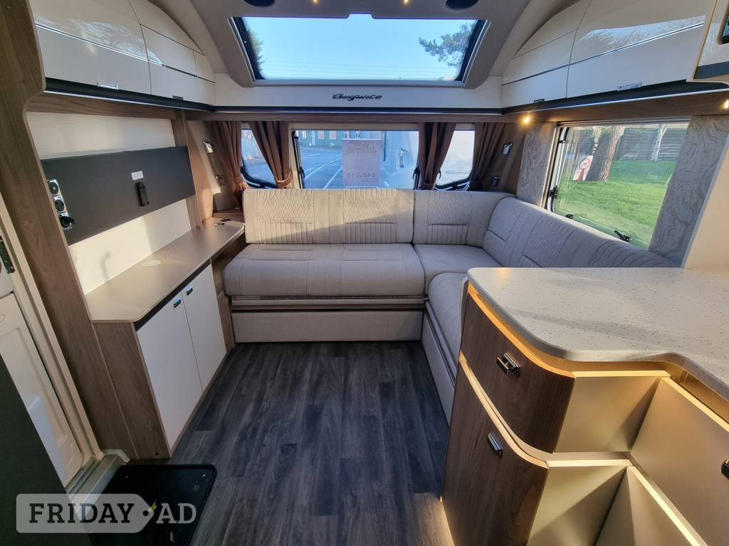 Swift Elegance Grande 860 Highbridge