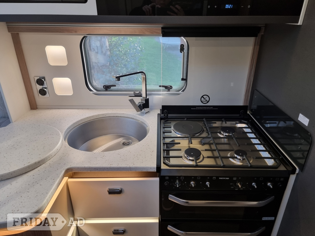 Swift Elegance Grande 860 2026 - Motorhomes & Caravans in Highbridge