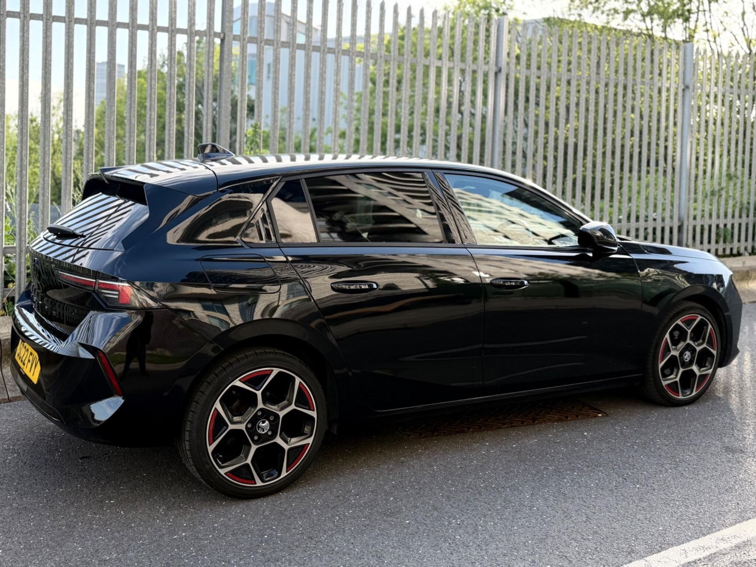[ berth ]Vauxhall Astra