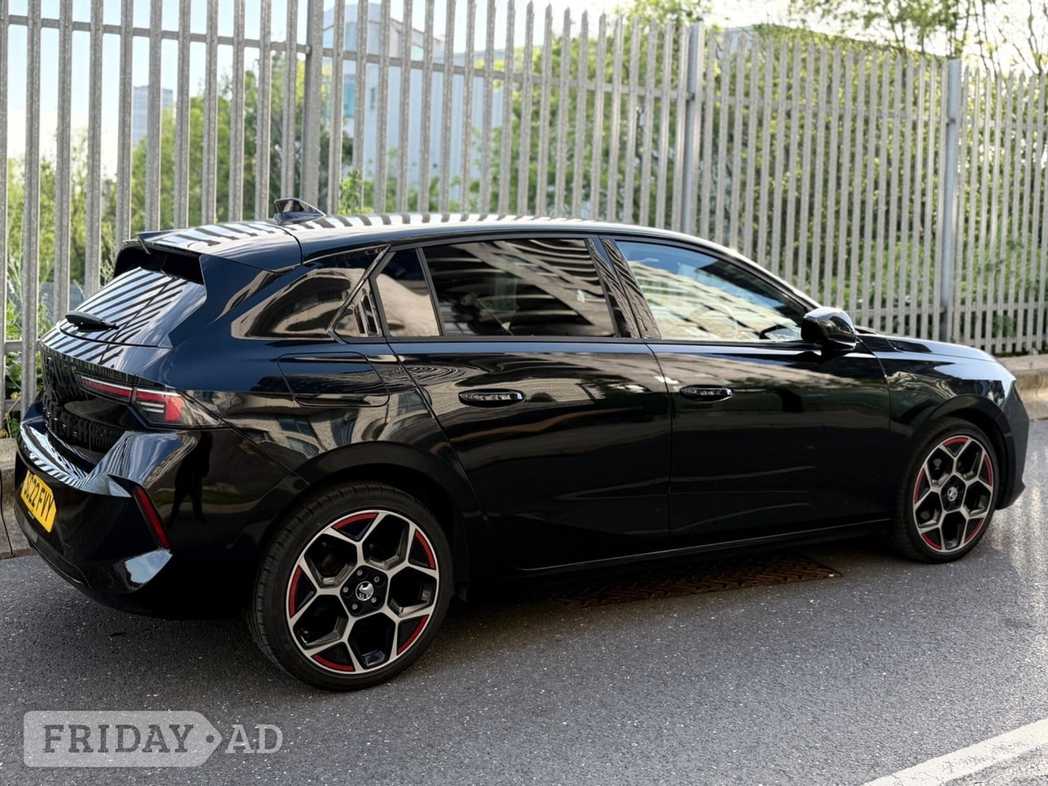 [ berth ]Vauxhall Astra