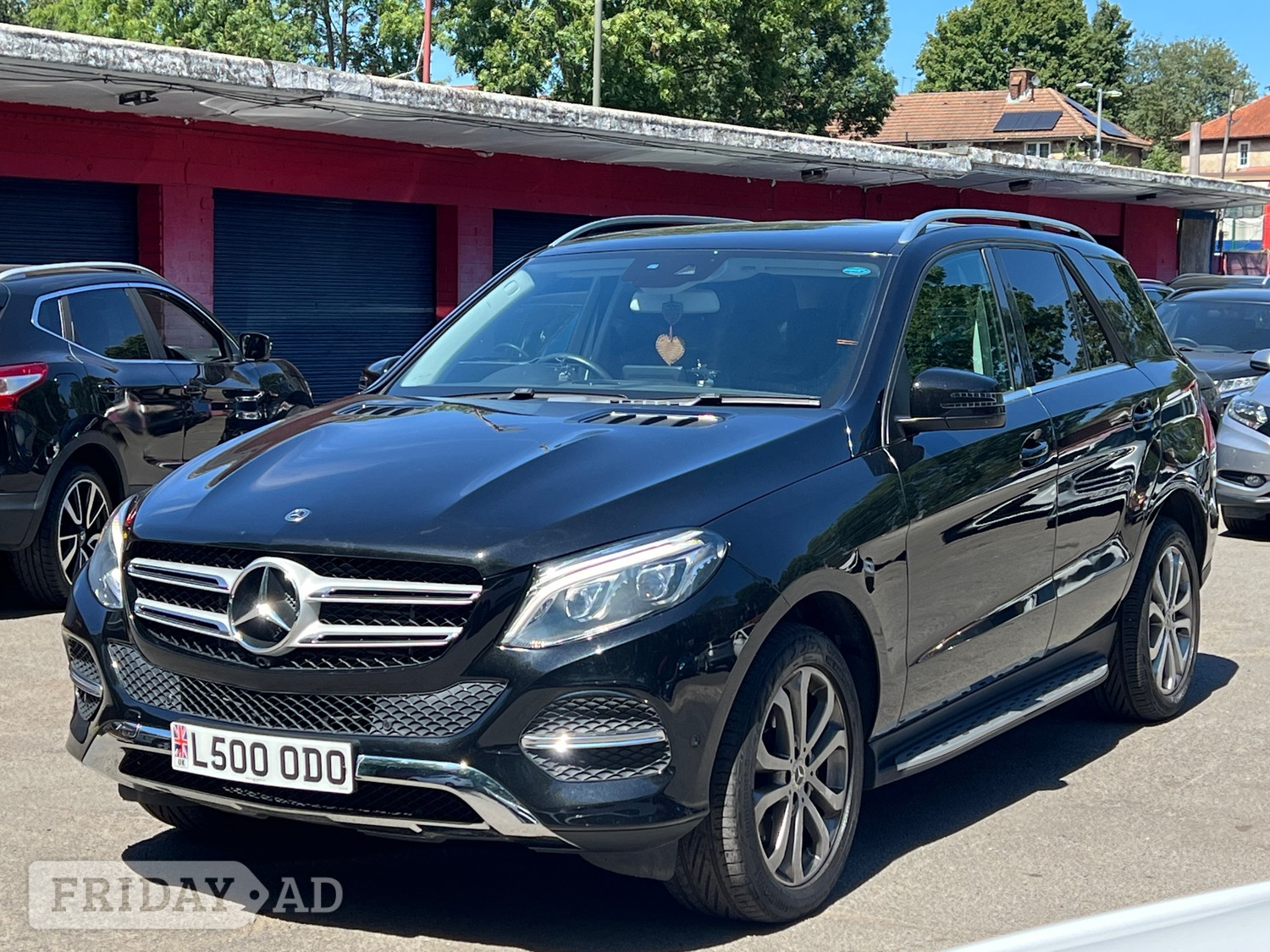 [ berth ]Mercedes-Benz GLE