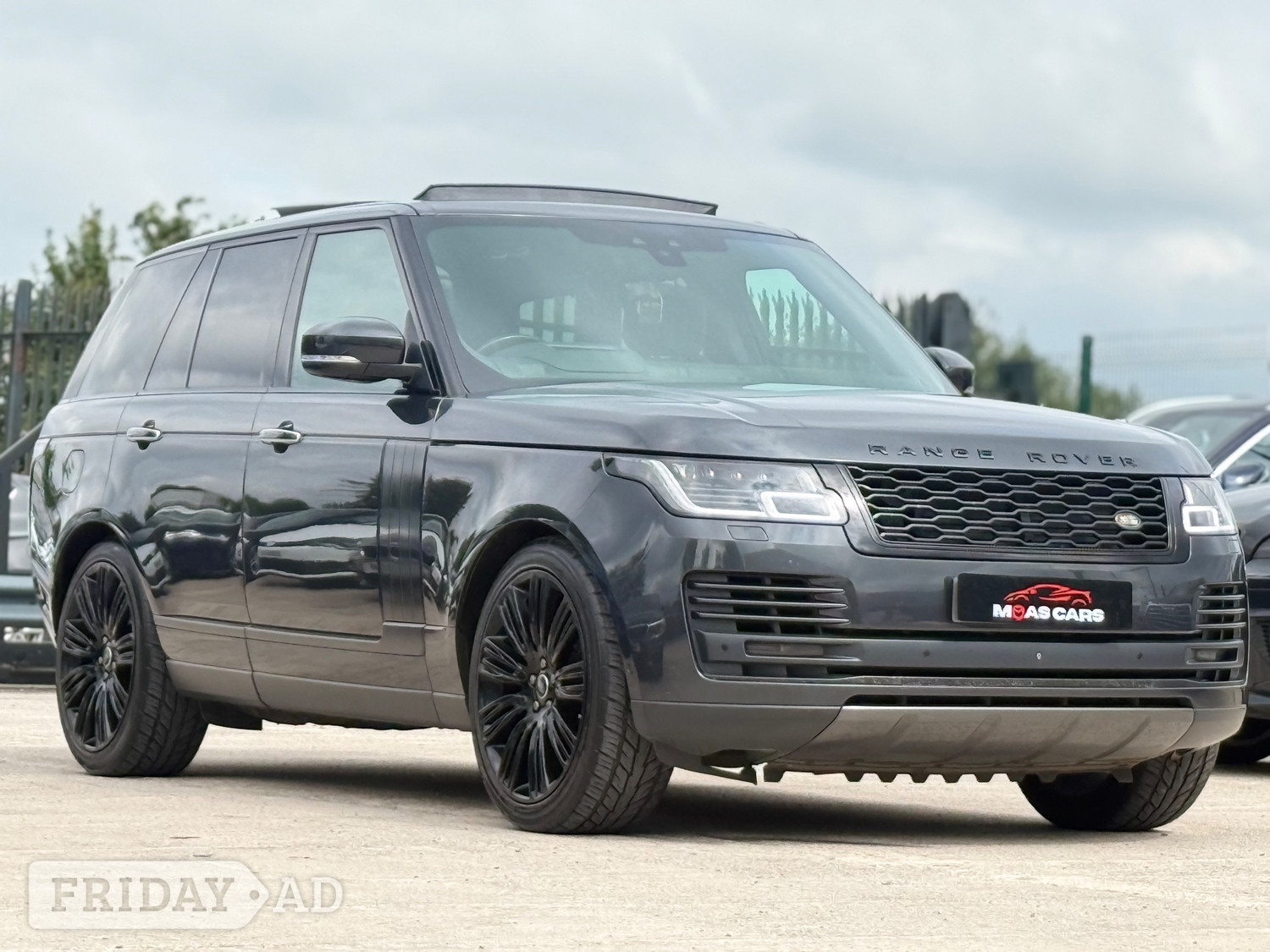 Land Rover Range Rover 2018 - Cars