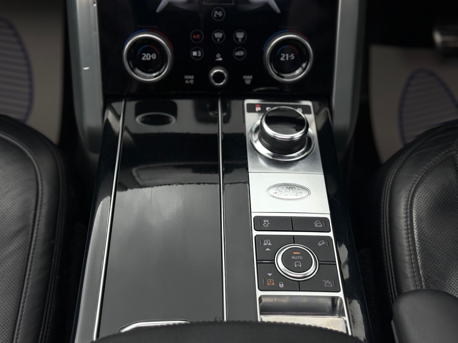 Land Rover Range Rover 2018 - Cars in Blackburn