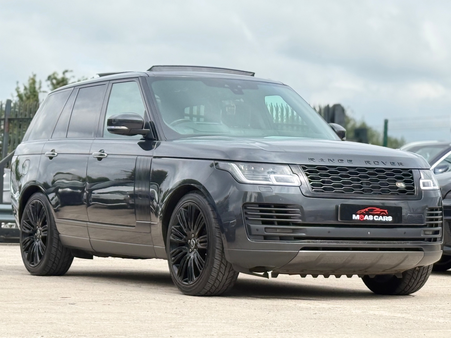 Land Rover Range Rover 2018 - Cars