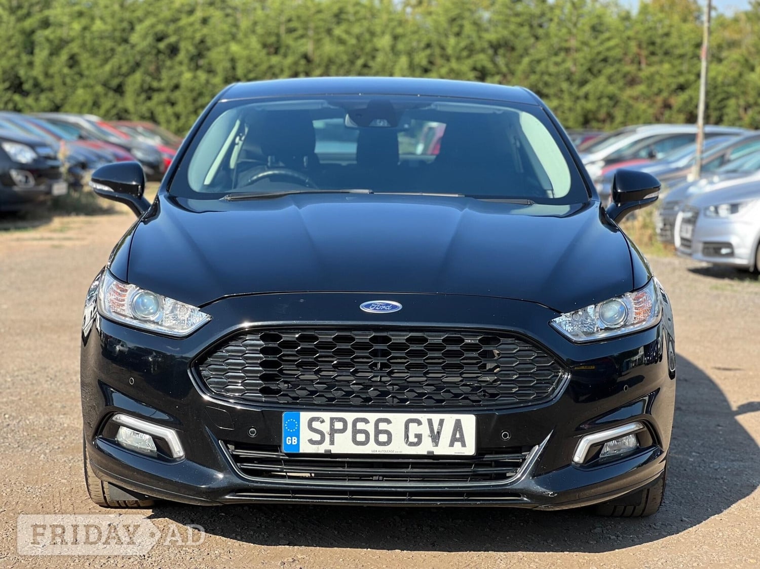 [ berth ]Ford Mondeo