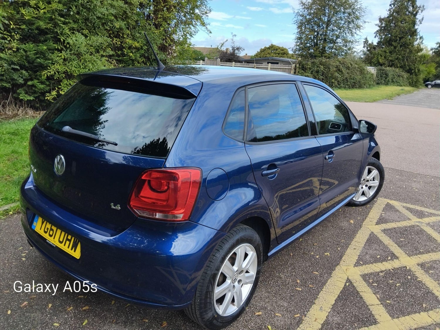 Volkswagen Polo 2011 - Cars