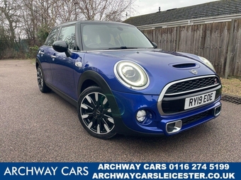 Mini Hatch 2019